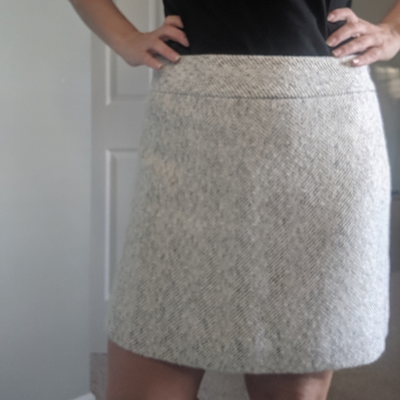 The Limited Tweed white w/black skirt. - Picture 5 of 5